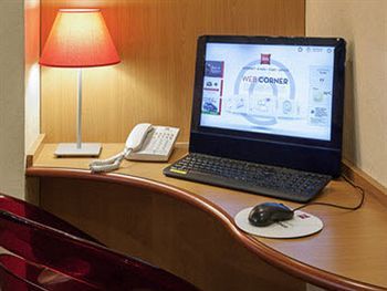 Ibis Centre Gare Hotel